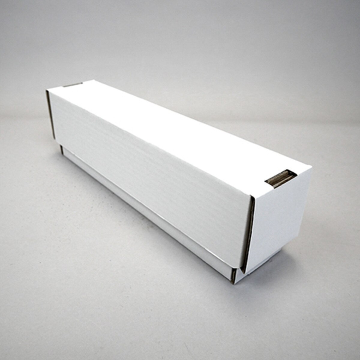 White corrugated 2-Piece trading ca